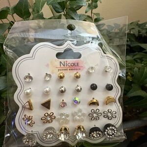 Nicole Purest Essence Earring Set 15 Pairs